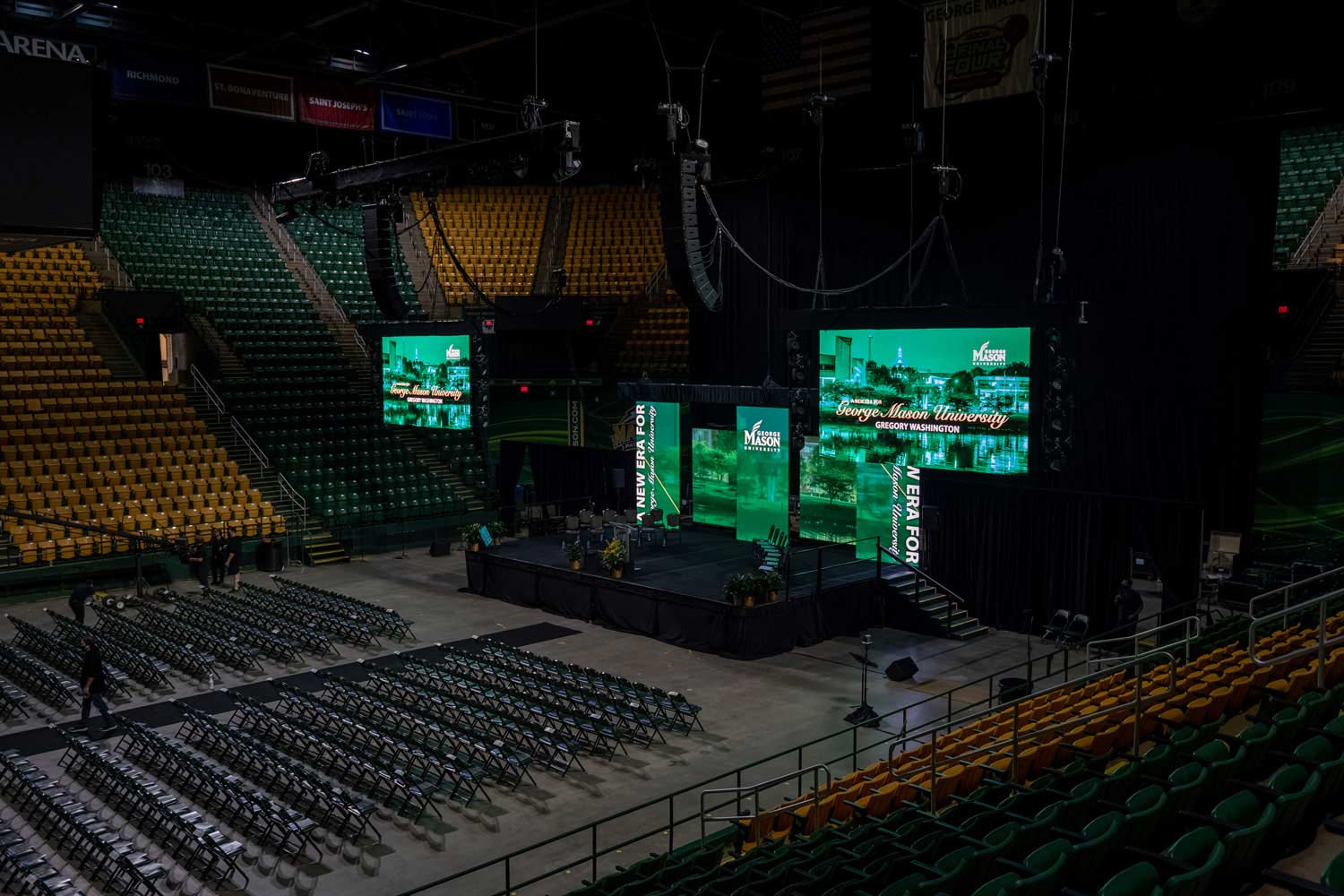 LED Wall alt text